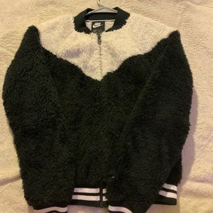 Nike Sherpa zip-up, size xs.